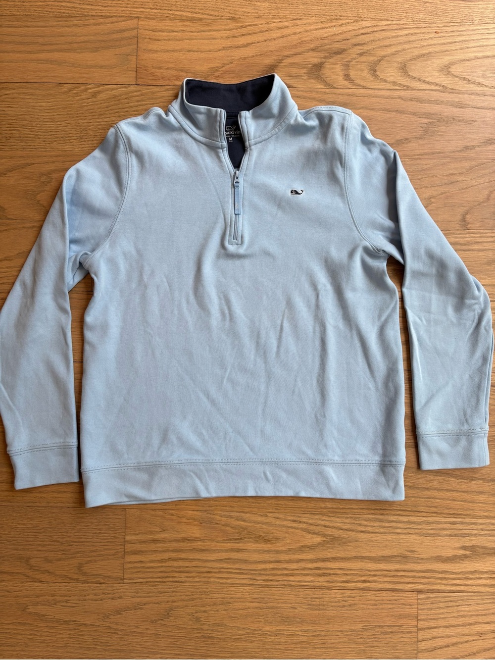 Vineyard Vines Light Blue Kids Quarter-Zip Pullover. Size M